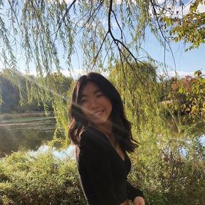 Meet your Posher, Ashley